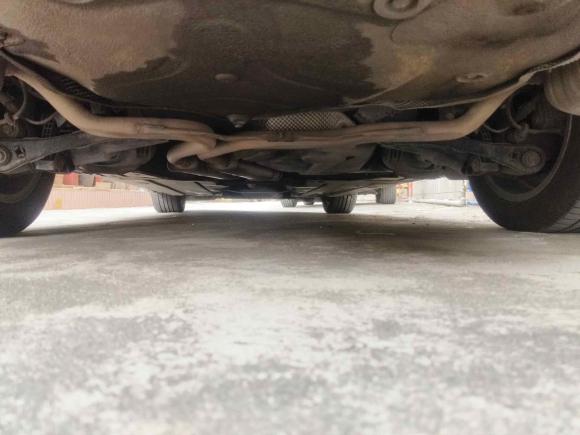 [广州·粤W] 二手奥迪奥迪A6L2011款 2.0 TFSI 自动标准型