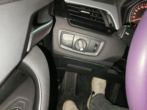 [成都·川A] 二手宝马宝马X12016款 sDrive18Li 尊享型