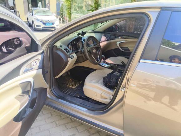 [上海·皖A] 二手别克君威2015款 2.0L 领先时尚型