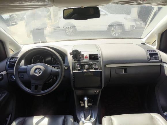 [上海·沪A] 二手大众途安2015款 1.4T DSG舒适版5座