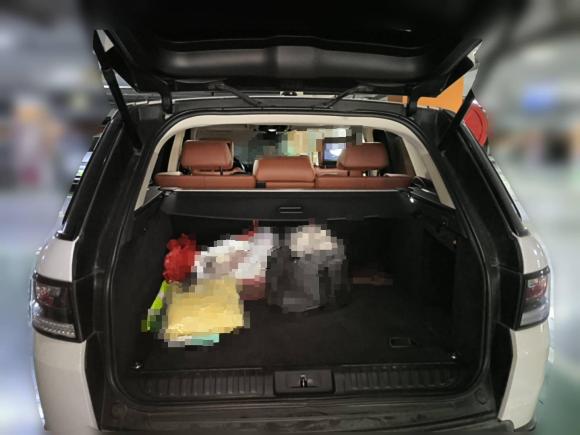 [合肥·皖A] 二手路虎揽胜运动版2016款 3.0 SC V6 HSE DYNAMIC