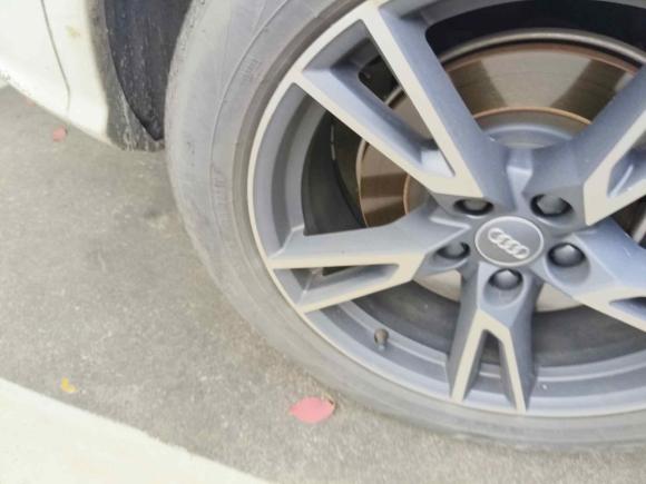 [无锡·苏B] 二手奥迪奥迪Q5L2020款 改款 40 TFSI 荣享时尚型