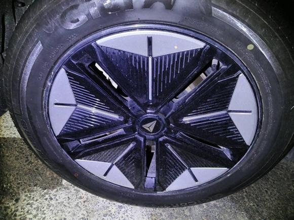 [深圳·粤A] 二手深蓝汽车深蓝S072023款 200Max增程版