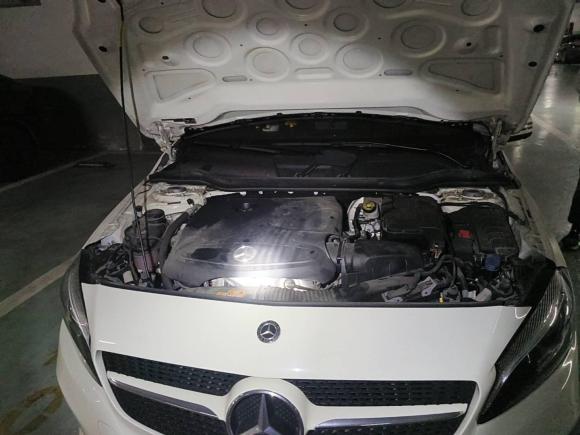 [上海·沪B] 二手奔驰奔驰A级2017款 改款 A 200 时尚型