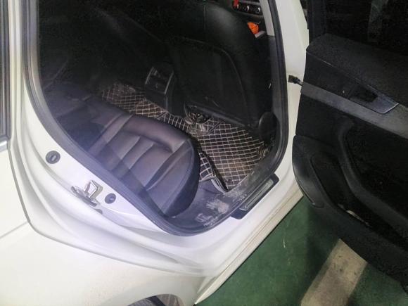 [南昌·赣A] 二手奥迪奥迪A4L2018款 30周年年型 30 TFSI 进取型