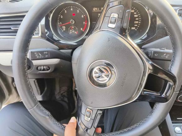 [上海·赣E] 二手大众速腾2017款 230TSI 自动舒适型