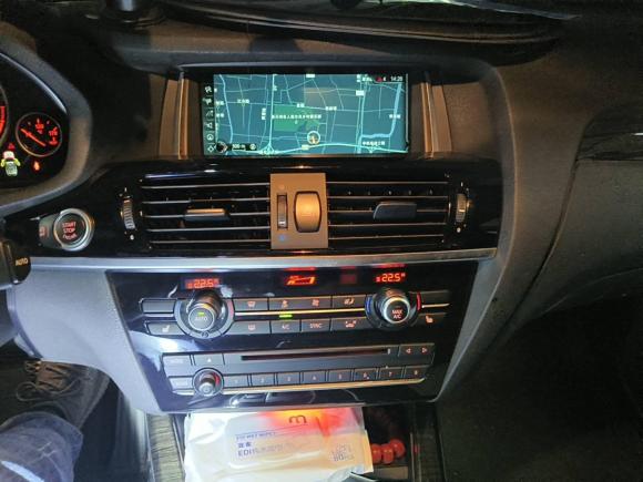 [上海·沪L] 二手宝马宝马X32014款 xDrive28i X设计套装