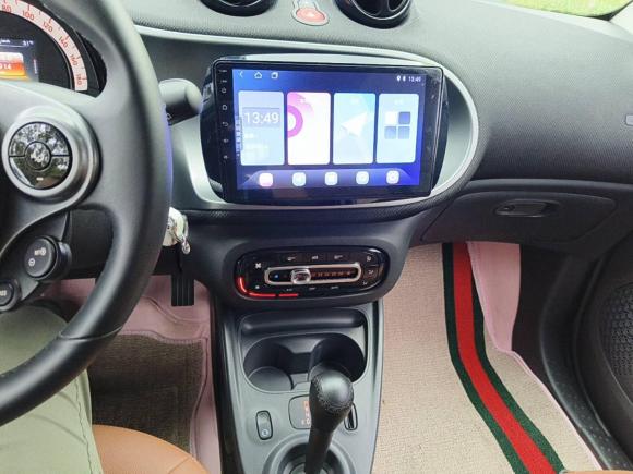 [上海·鲁S] 二手smartsmart fortwo2019款 0.9T 66千瓦硬顶风擎版 国VI