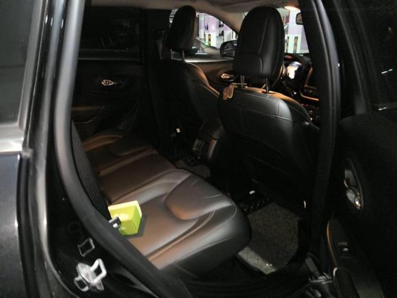 [上海·沪B] 二手Jeep自由光2017款 2.4L 领先智能版