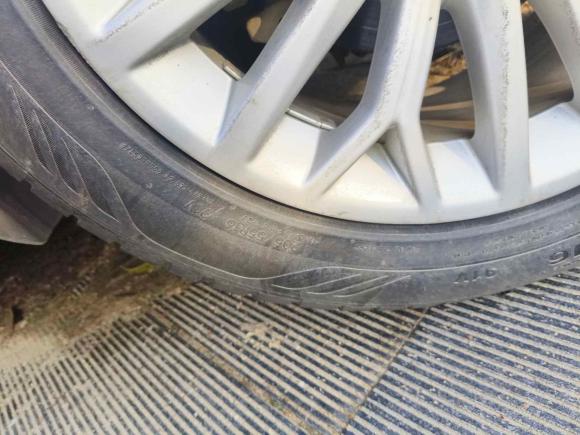 [武汉·鄂K] 二手奥迪奥迪A32014款 Limousine 35 TFSI 自动时尚型