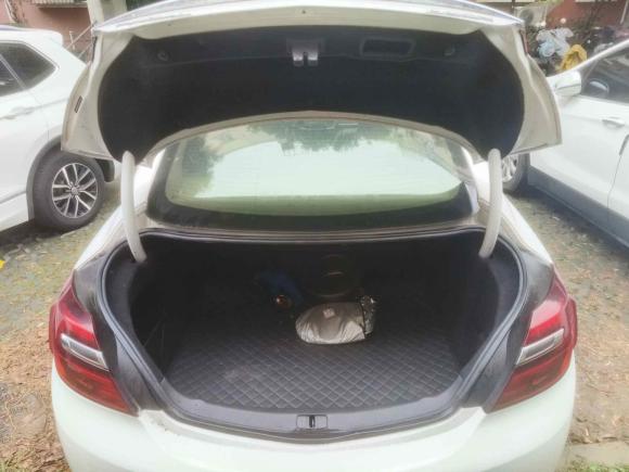 [上海·沪B] 二手别克君威2014款 2.0L 精英时尚型