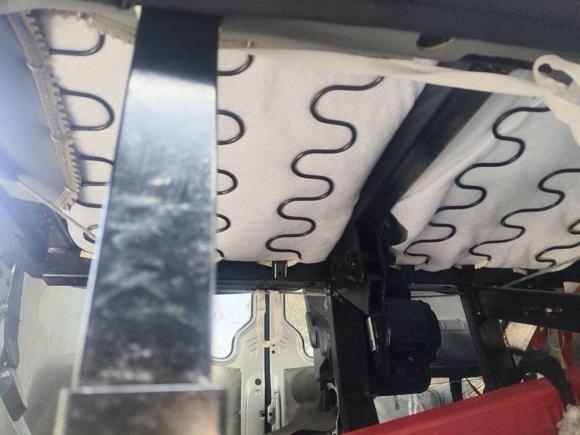 [宁波·浙B] 二手福田图雅诺2021款 2.0T手动通途短轴中顶5/6座4F20TC3