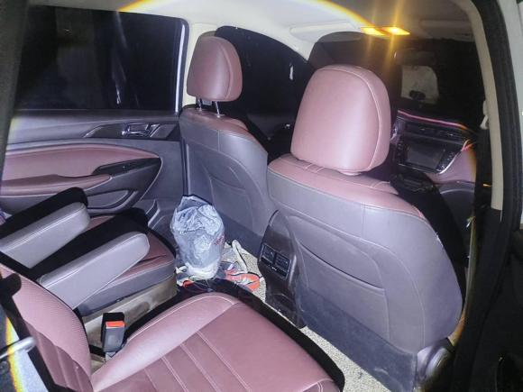 [苏州·苏U] 二手长安凌轩2017款 1.6L 手动幸福型