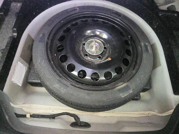 [杭州·浙A] 二手别克威朗2015款 三厢 20T 双离合精英型