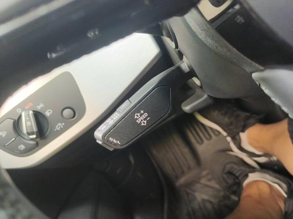 [广州·粤A] 二手奥迪奥迪A4L2020款 40 TFSI 豪华动感型