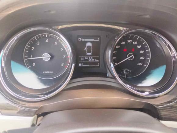 [广州·粤S] 二手宝骏宝骏7302016款 1.8L iAMT豪华型 7座