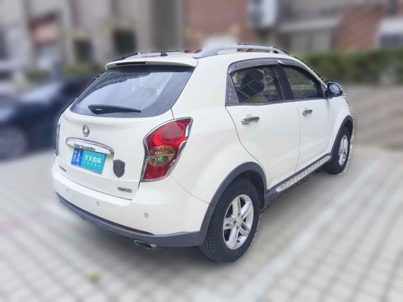 [南京·苏A] 二手双龙柯兰多2013款 2.0L 汽油两驱自动精英版