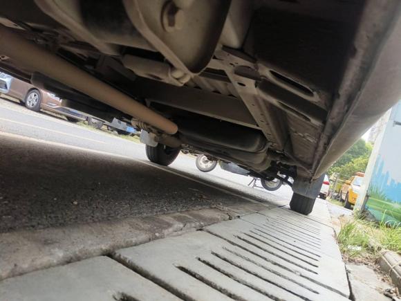 [南昌·赣A] 二手上汽大通MAXUS新途V802021款 2.0T 手动经典城配王长轴中顶3座