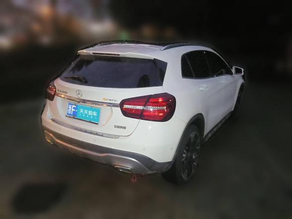 [嘉兴·浙F] 二手奔驰奔驰GLA2017款 GLA 220 4MATIC 时尚型
