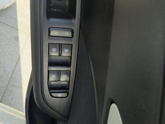 [杭州·沪C] 二手雪佛兰科沃兹2019款 320 自动欣享天窗版