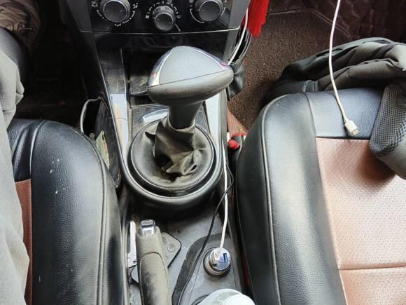 [西安·陕A] 二手雪铁龙世嘉2013款 1.6L 手动品尚型CNG