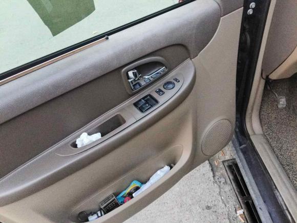 [武汉·鄂A] 二手别克别克GL82014款 2.4L 经典版