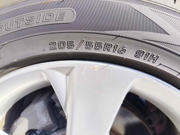 [上海·沪K] 二手丰田卡罗拉2011款 1.8L CVT GLX-i