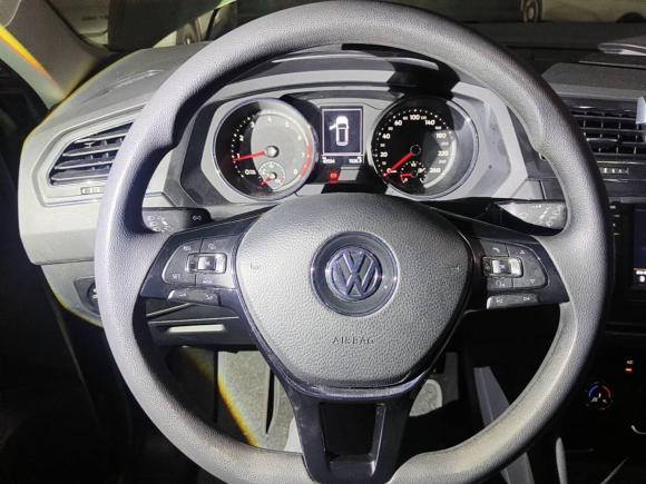 [南京·苏A] 二手大众途观L2017款 330TSI 自动两驱风尚版