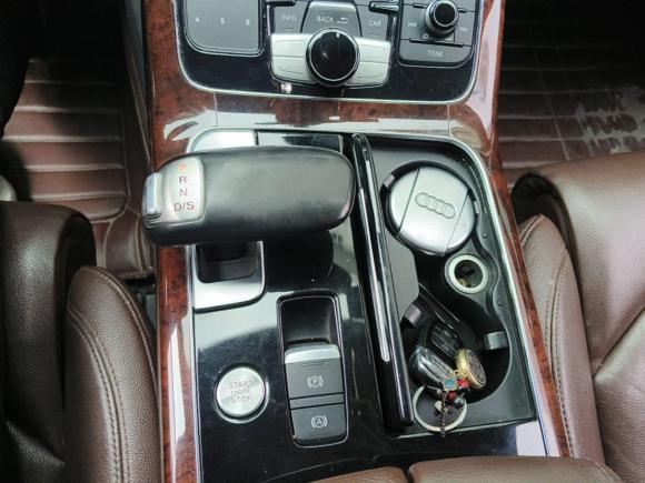 [义乌·浙G] 二手奥迪奥迪A82011款 A8L 3.0 TFSI quattro舒适型(213kW)