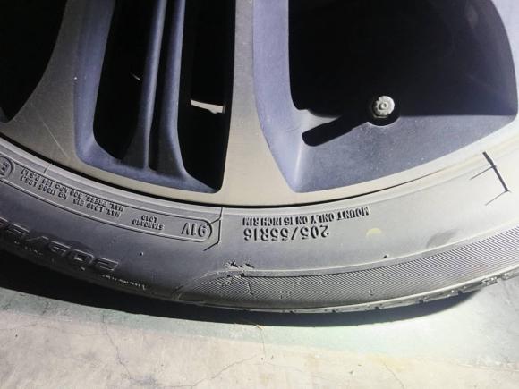 [上海·沪A] 二手荣威荣威i6新能源2019款 PLUS 50T 互联网荣耀旗舰版