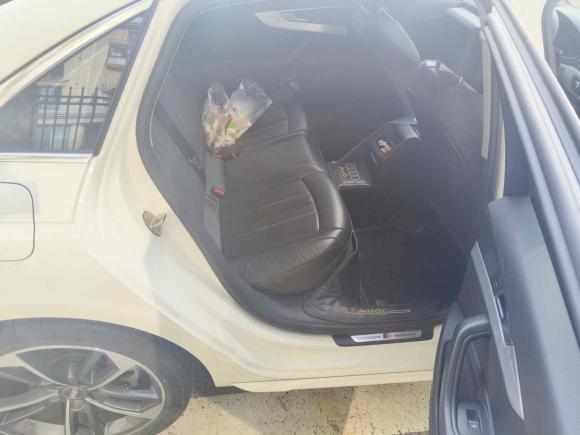 [南通·苏F] 二手奥迪奥迪A4L2020款 40 TFSI 时尚动感型