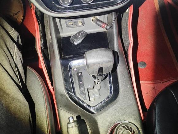 [义乌·浙G] 二手东南东南DX32016款 1.5T CVT尊贵型