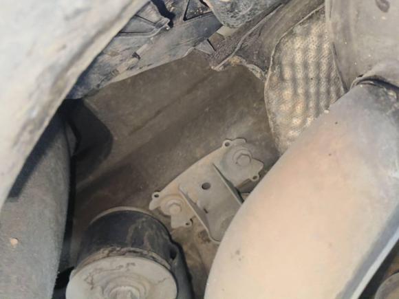 [广州·桂A] 二手大众途锐2011款 3.0TSI 高配型