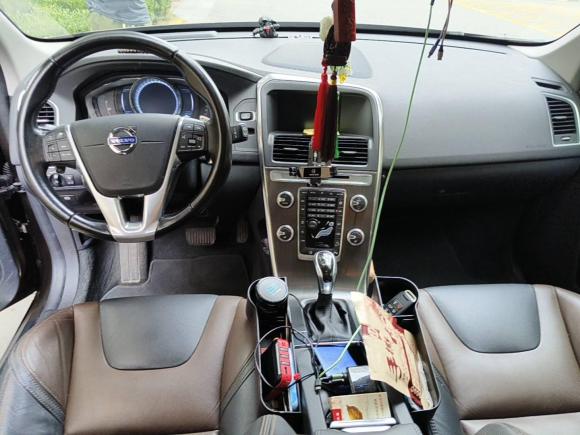 [上海·赣A] 二手沃尔沃沃尔沃XC602016款 T5 AWD 智驭版