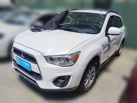 三菱劲炫ASX2013款 2.0L CVT两驱精英版「青岛二手车」「天天拍车」