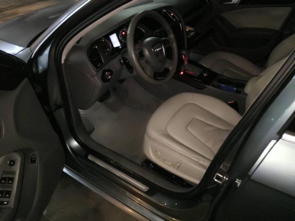 [南昌·粤T] 二手奥迪奥迪A4L2010款 2.0 TFSI 技术型