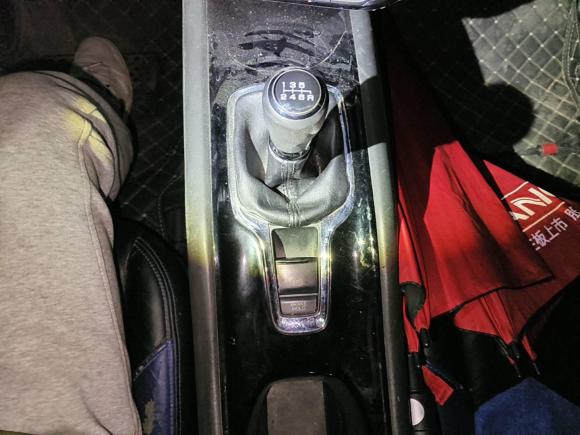 [芜湖·皖B] 二手本田缤智2015款 1.5L 手动两驱舒适型