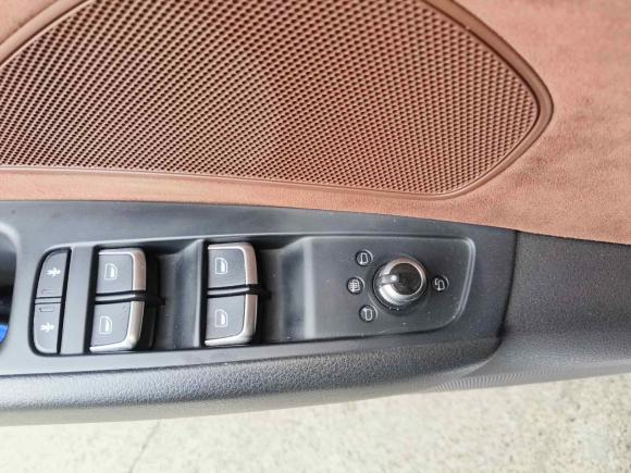 [常州·苏D] 二手奥迪奥迪A82013款 A8L 45 TFSI quattro舒适型