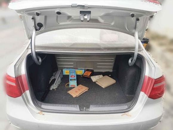 [成都·川G] 二手大众捷达2013款 1.6L 手动时尚型