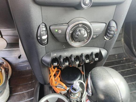 [上海·沪E] 二手MINIMINI2011款 1.6L COOPER Fun