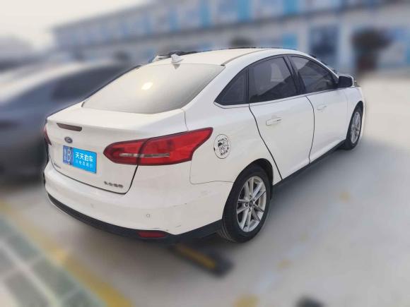 [青岛·鲁B] 二手福特福克斯2018款 三厢经典 1.6L 手动风尚型智行版