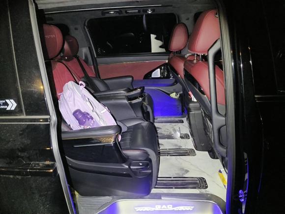 [芜湖·皖B] 二手广汽传祺传祺M82023款 宗师系列 400T 至尊版