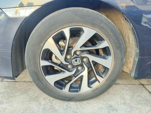 [武汉·鄂A] 二手本田思域2016款 220TURBO CVT豪华版