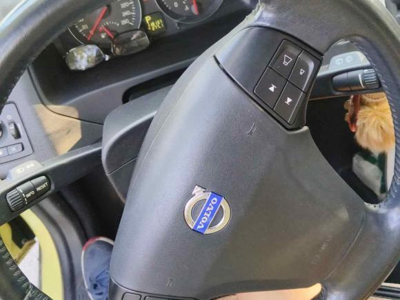 [上海·蒙A] 二手沃尔沃沃尔沃C302012款 2.0L Aktiv 炫动套装版