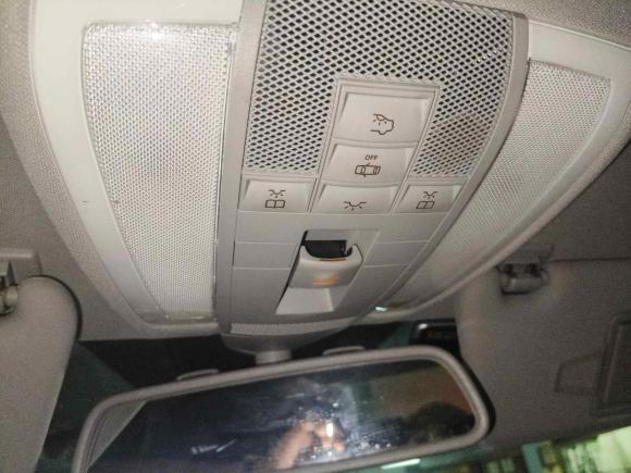 [苏州·苏E] 二手奔驰奔驰C级2011款 C 200 CGI 优雅型