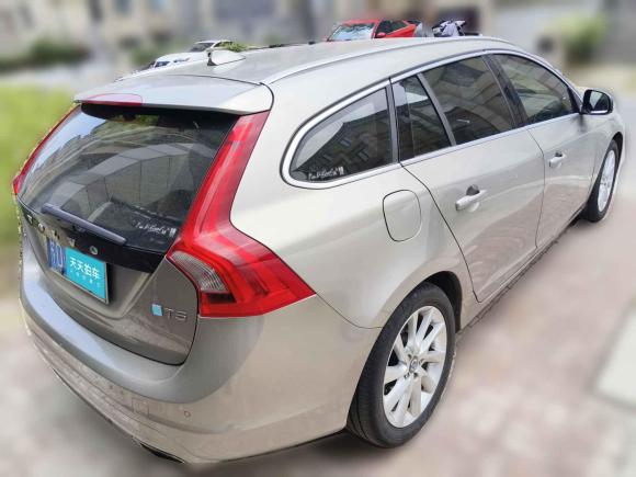 [无锡·苏D] 二手沃尔沃沃尔沃V602014款 改款 T5 智逸版