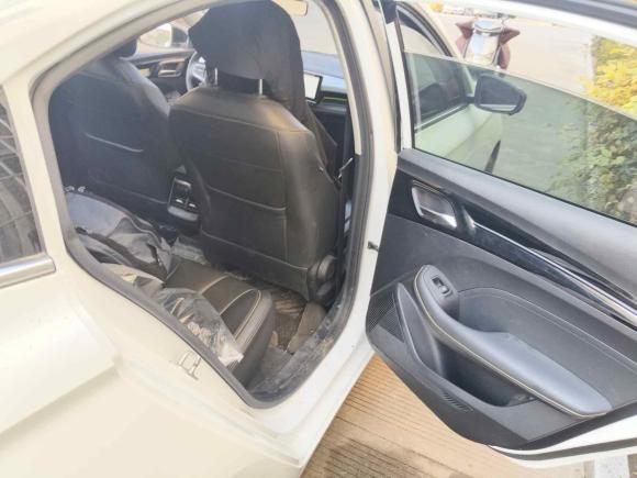 [上海·苏N] 二手荣威荣威i52021款 1.5L CVT钻石版