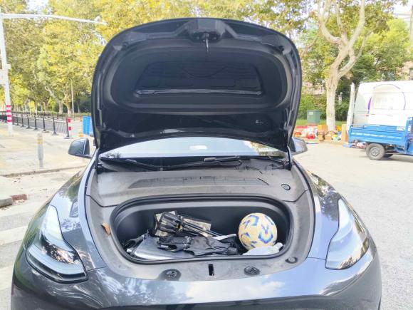 [上海·沪A] 二手特斯拉Model Y2024款 后轮驱动版