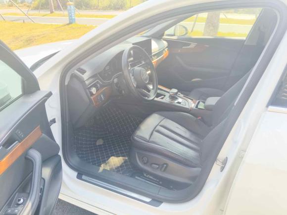 [深圳·粤P] 二手奥迪奥迪A4L2020款 40 TFSI 豪华致雅型