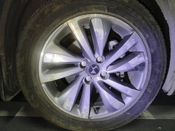 [西安·陕U] 二手DSDS 62014款 1.6T 豪华版THP160